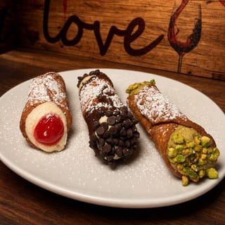 Cannoli Trio