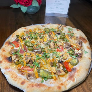 Spicy Cajun Chicken pizza