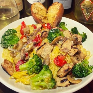 Half Tray Pasta Bar with choice of one protein