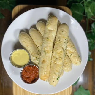 Half Tray Garlic Bread Sticks